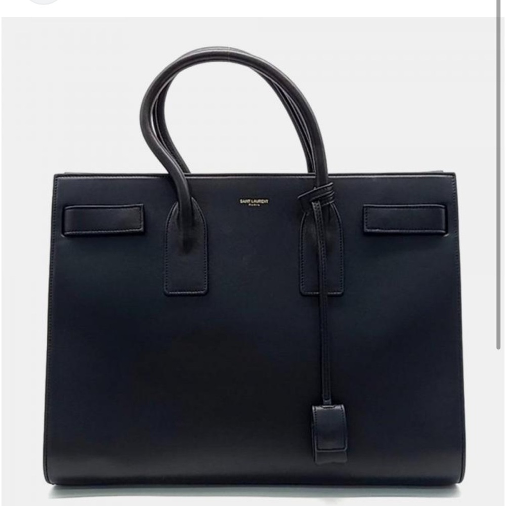 Saint Laurent 
Saint Laurent Black leather Sac Dejour Large Bag